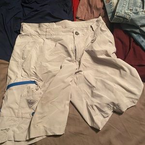 Columbia PFG shorts